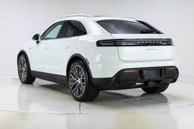 2025 Porsche Macan Electric 4
