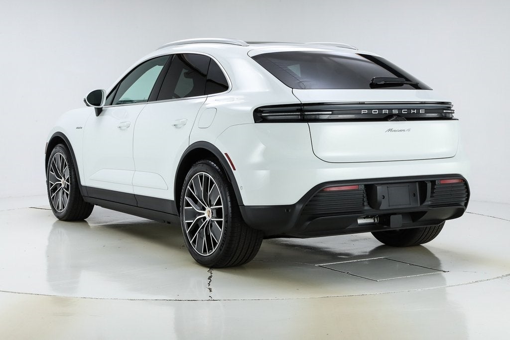 2025 Porsche Macan Electric 4
