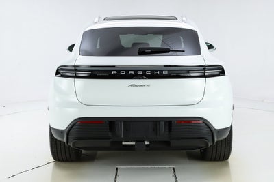 2025 Porsche Macan Electric 4