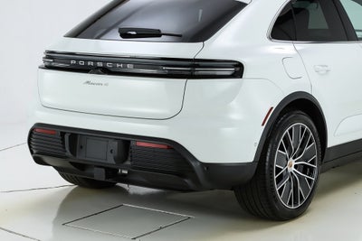 2025 Porsche Macan Electric 4