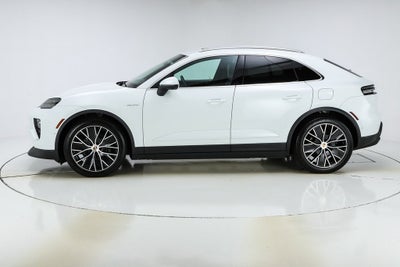 2025 Porsche Macan Electric 4