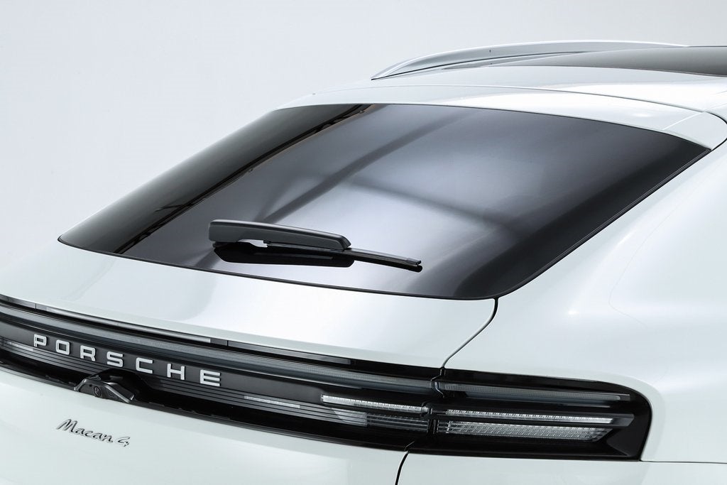 2025 Porsche Macan Electric 4