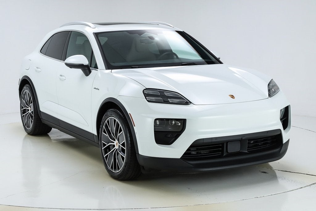 2025 Porsche Macan Electric 4
