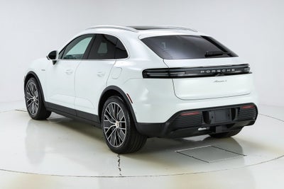 2025 Porsche Macan Electric 4