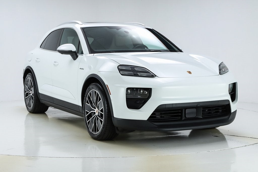 2025 Porsche Macan Electric 4