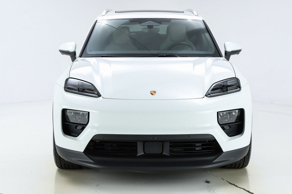 2025 Porsche Macan Electric 4