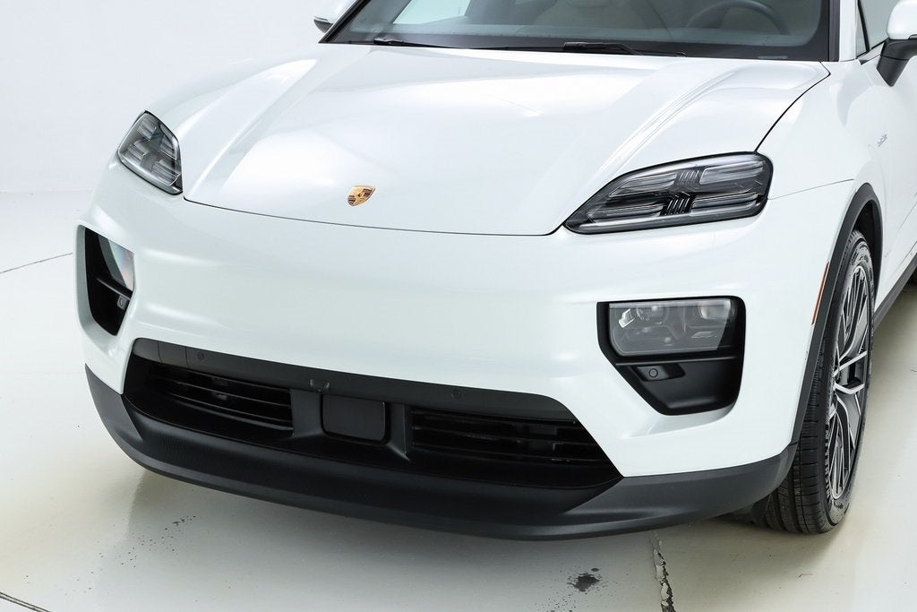 2025 Porsche Macan Electric 4