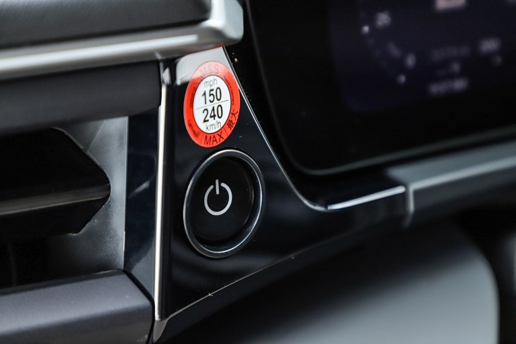 2025 Porsche Macan Electric 4