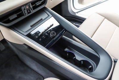 2025 Porsche Macan Electric 4