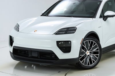 2025 Porsche Macan Electric 4