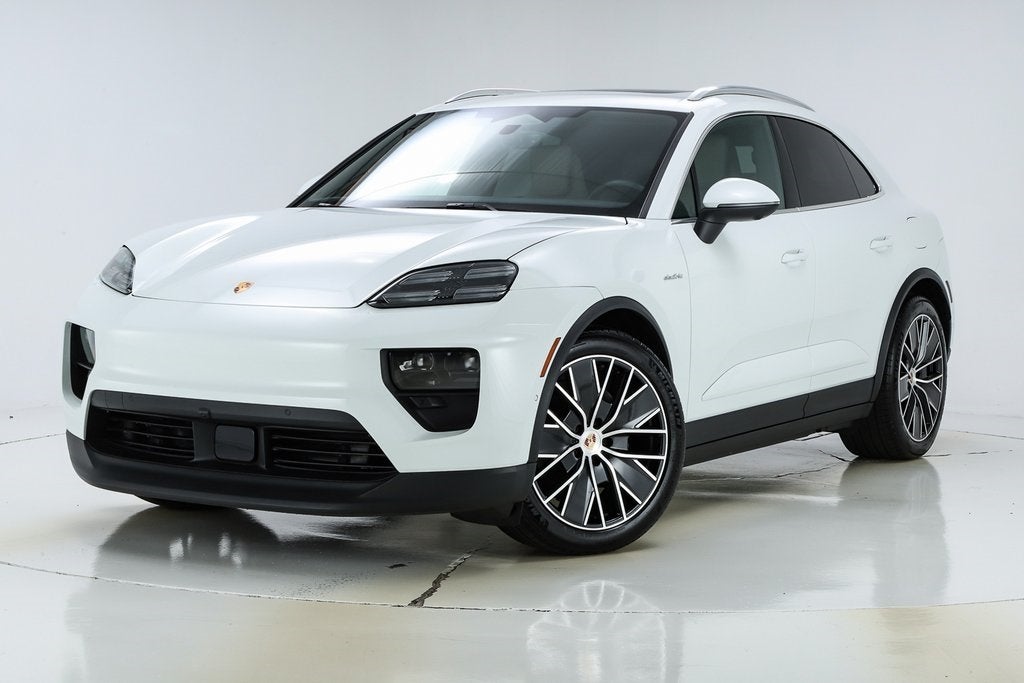 2025 Porsche Macan Electric 4