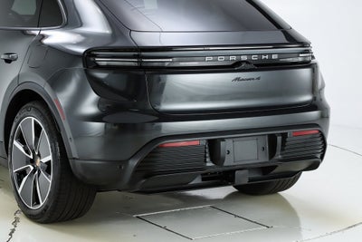 2025 Porsche Macan Electric 4