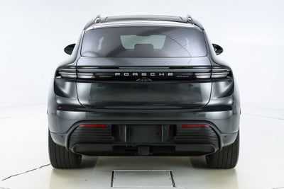 2025 Porsche Macan Electric 4