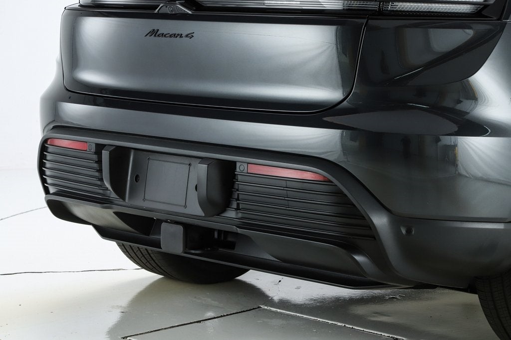 2025 Porsche Macan Electric 4