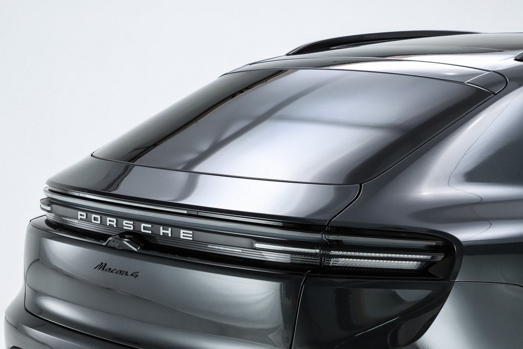 2025 Porsche Macan Electric 4