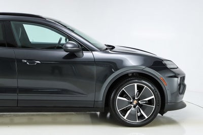 2025 Porsche Macan Electric 4