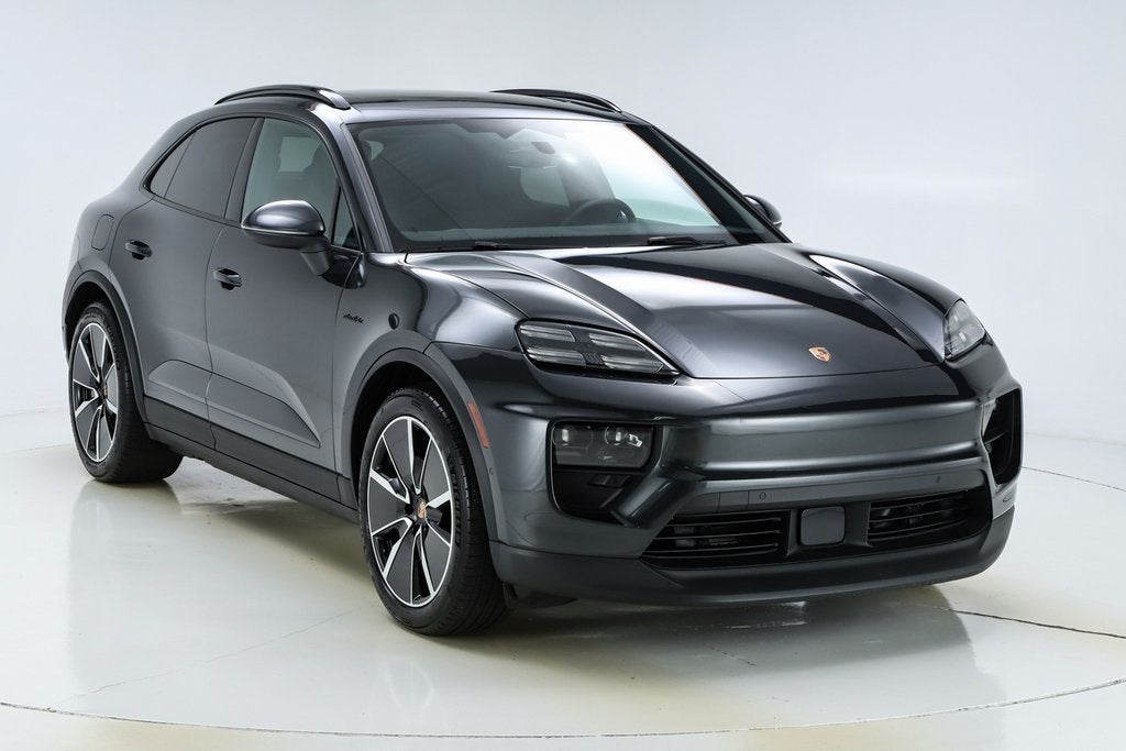 2025 Porsche Macan Electric 4