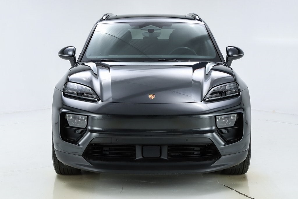 2025 Porsche Macan Electric 4