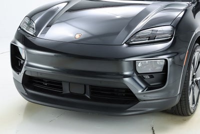 2025 Porsche Macan Electric 4