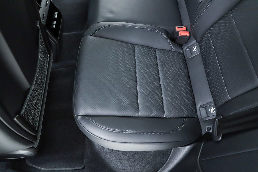 2025 Porsche Macan Electric 4