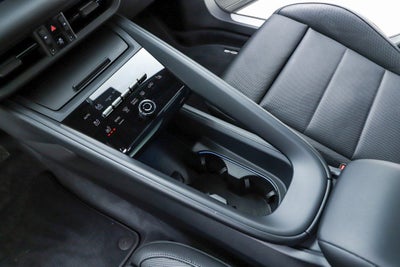 2025 Porsche Macan Electric 4