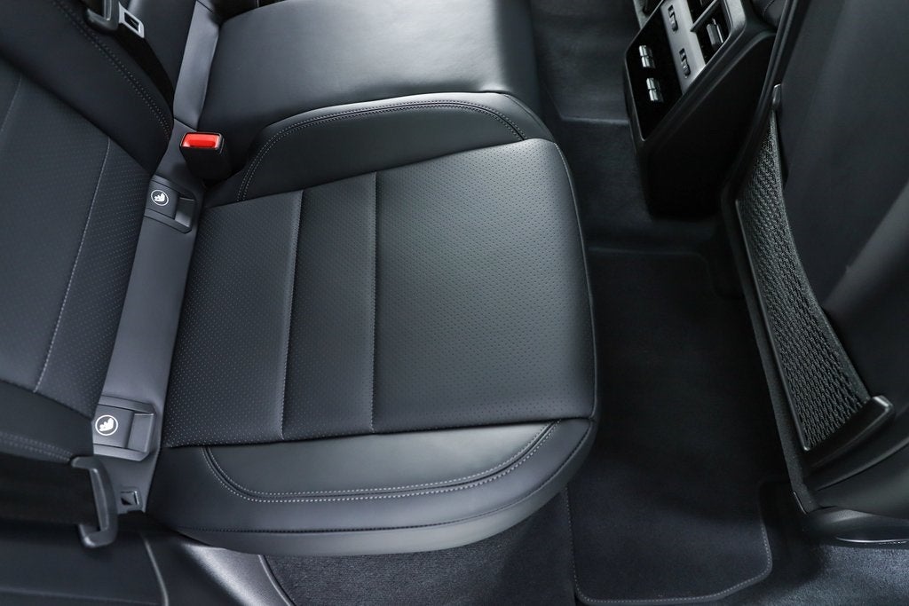 2025 Porsche Macan Electric 4