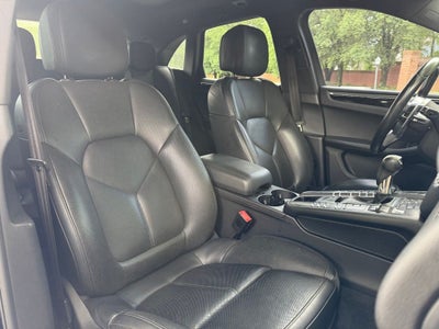 2017 Porsche Macan S