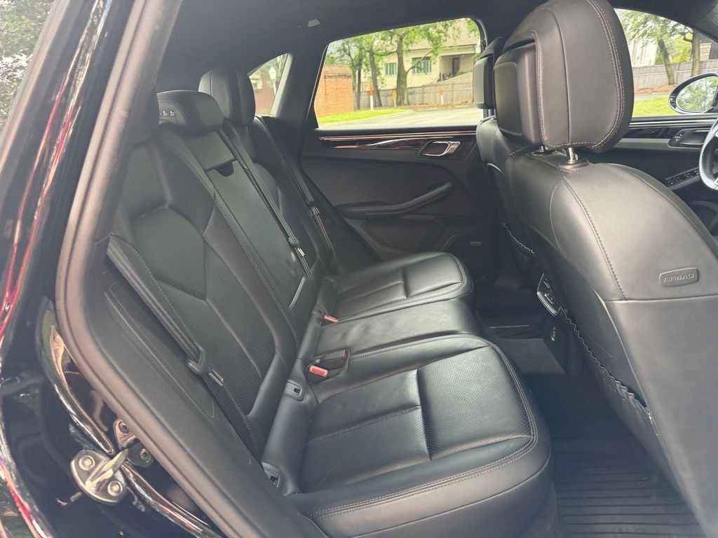 2017 Porsche Macan S