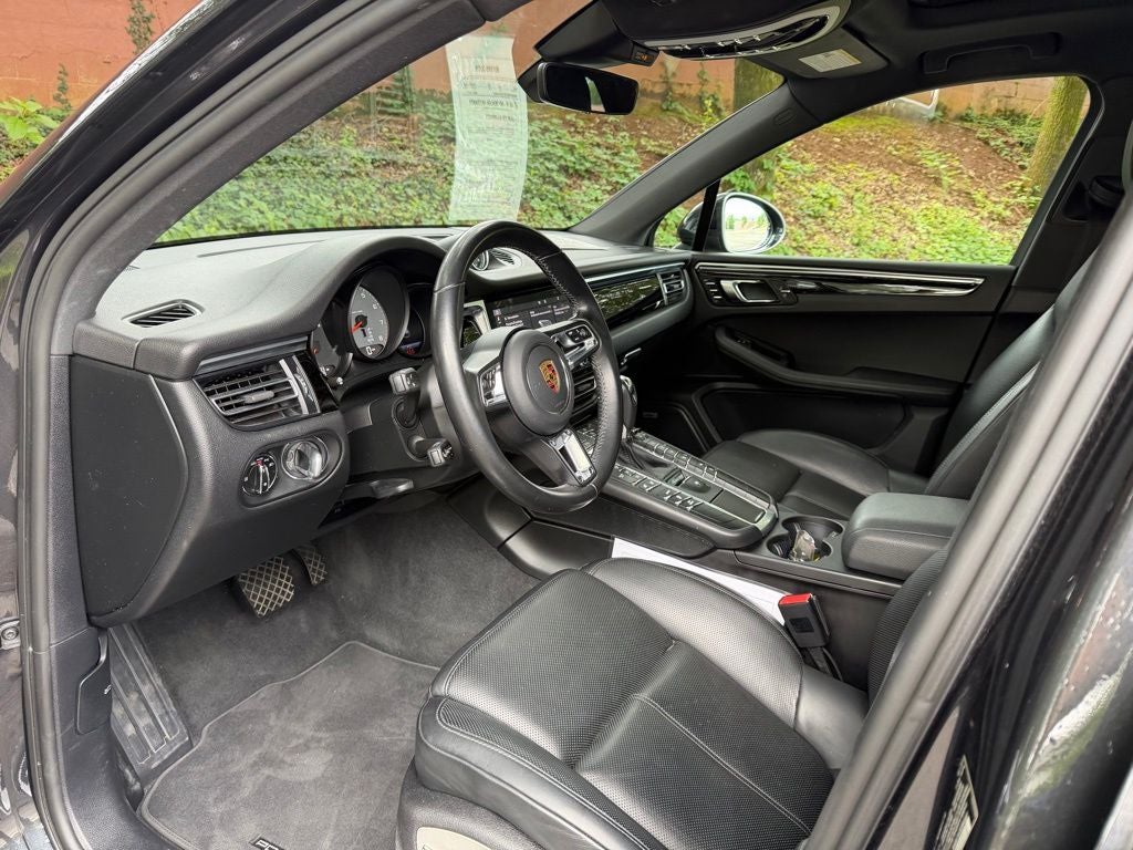2021 Porsche Macan S