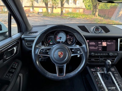 2020 Porsche Macan S