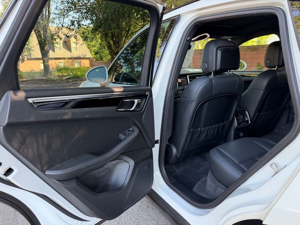 2020 Porsche Macan S