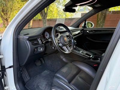 2020 Porsche Macan S