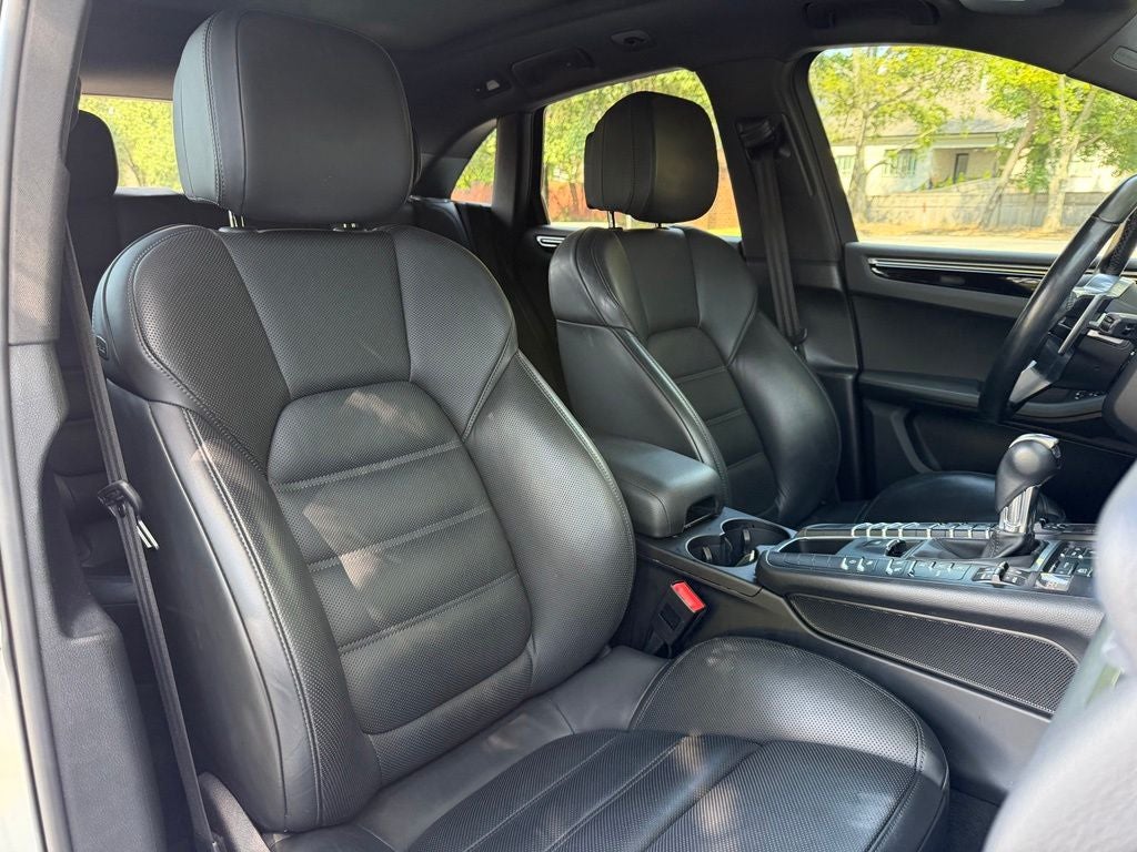 2021 Porsche Macan S