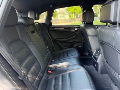 2021 Porsche Macan S
