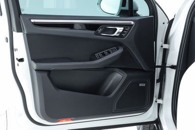 2021 Porsche Macan S