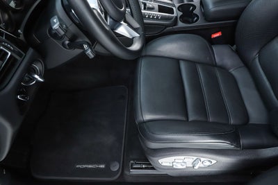 2021 Porsche Macan S