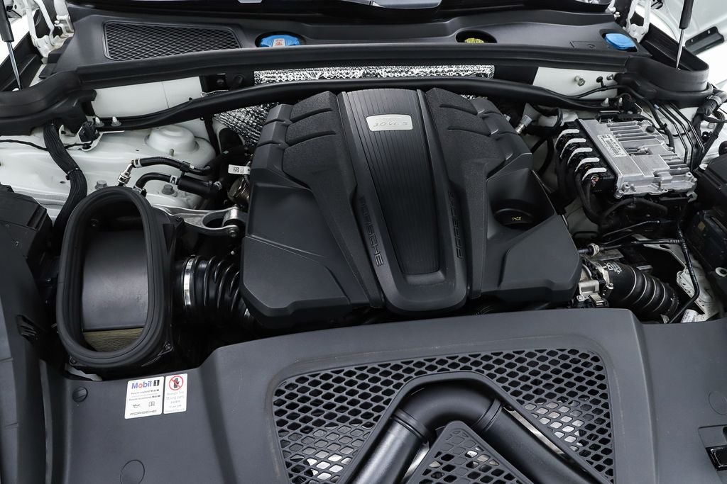 2021 Porsche Macan S