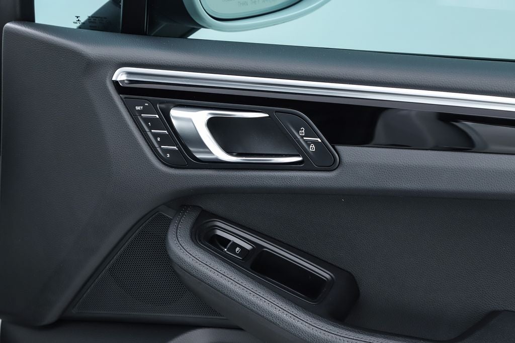2021 Porsche Macan S
