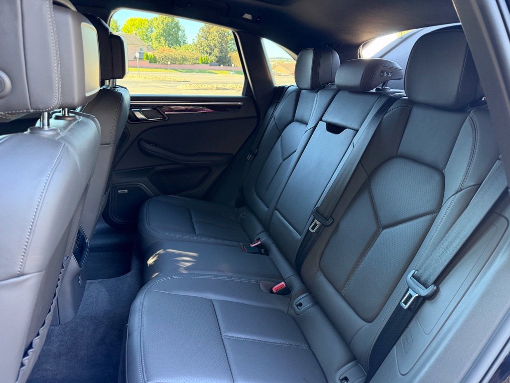 2021 Porsche Macan S