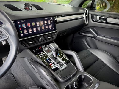 2023 Porsche Cayenne S Platinum Edition