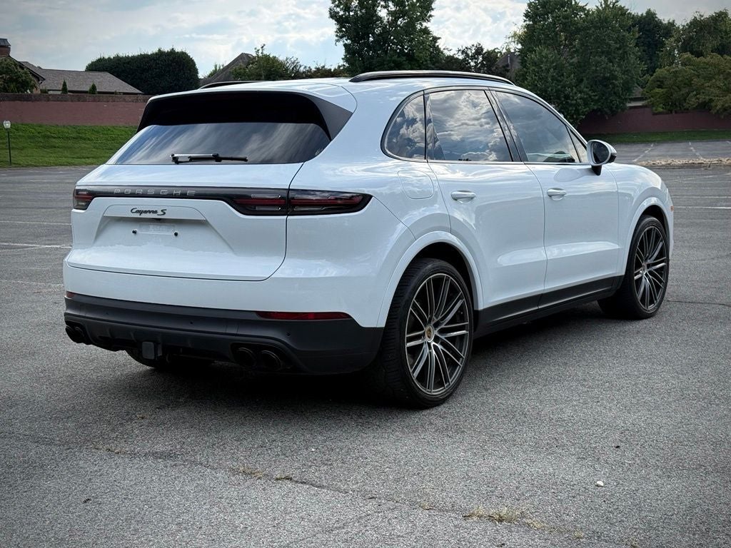 2023 Porsche Cayenne S Platinum Edition