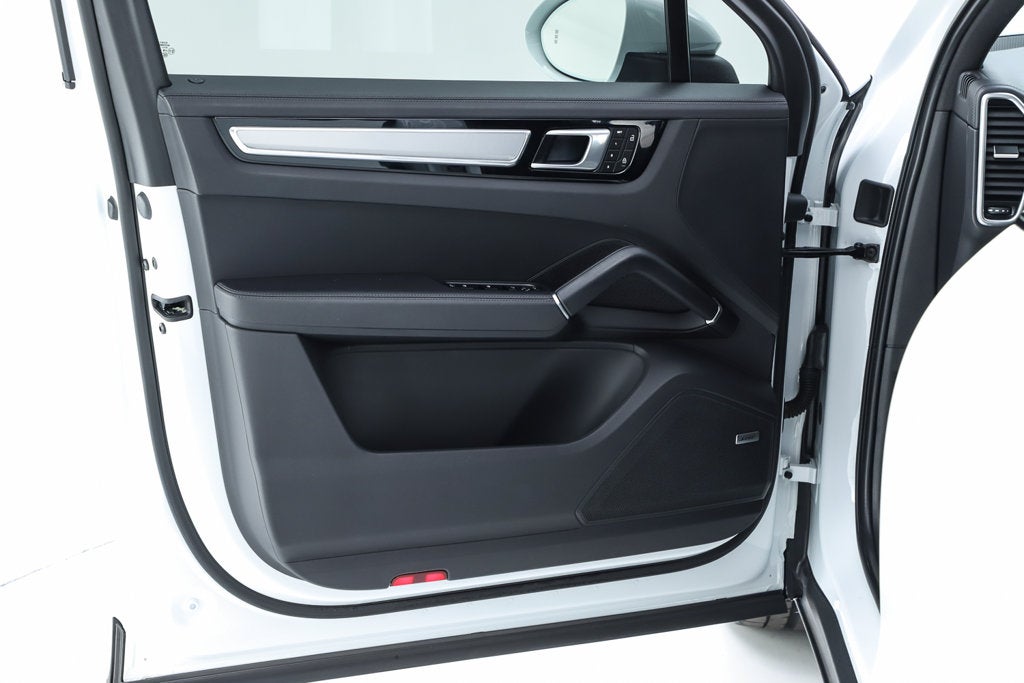 2023 Porsche Cayenne S Platinum Edition