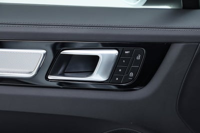 2023 Porsche Cayenne S Platinum Edition