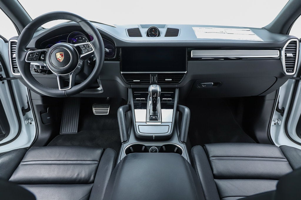 2023 Porsche Cayenne S Platinum Edition