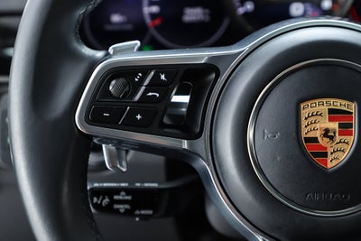 2023 Porsche Cayenne S Platinum Edition