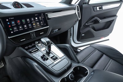 2023 Porsche Cayenne S Platinum Edition