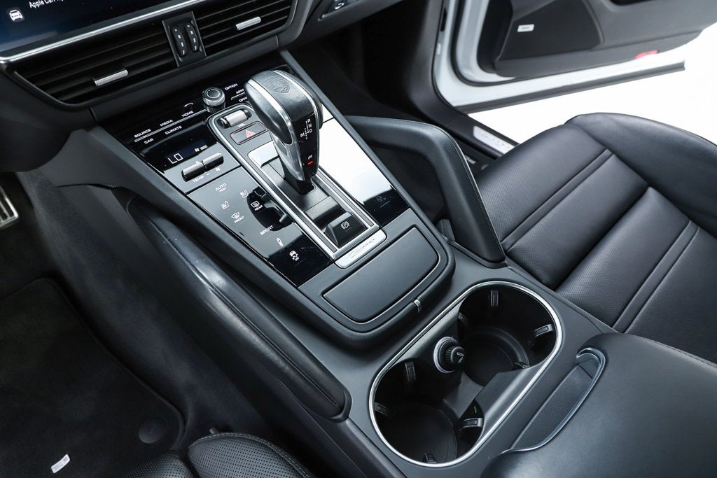 2023 Porsche Cayenne S Platinum Edition