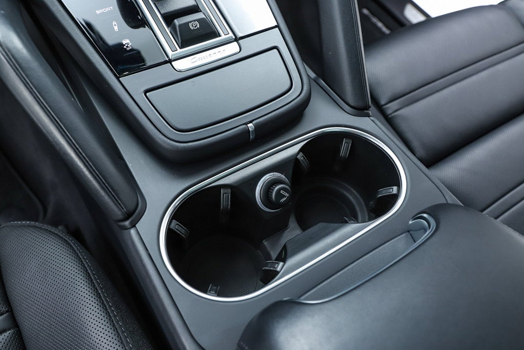 2023 Porsche Cayenne S Platinum Edition