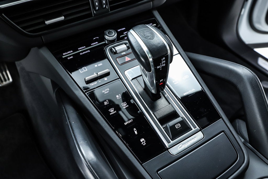 2023 Porsche Cayenne S Platinum Edition