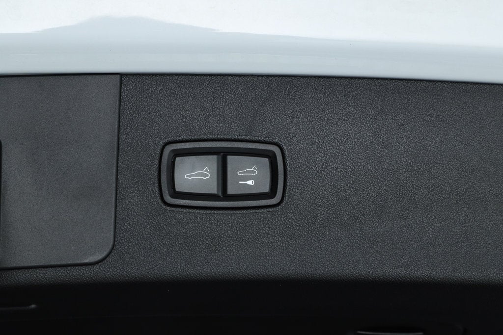 2023 Porsche Cayenne S Platinum Edition